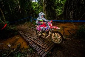 Honda Racing inicia o Brasileiro de Enduro 2023 na liderança de três categorias (Foto: Ney Evangelista/Mundo Press)