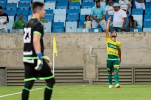Com gol de Ronald, o Cuiabá derrotou o Goiás pelo placar de 1 a 0, na Arena Pantanal | Foto: Cuiabá EC