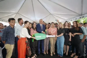 Novos veículos chegam para alunos de escolas estudais e municipais|