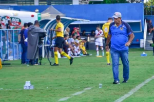 A Aparecidense, de Moacir Júnior, terminou o Goiano na terceira colocação e se classificou para a Copa do Brasil de 2024 | Foto: Wigor Vieira/AA Aparecidense