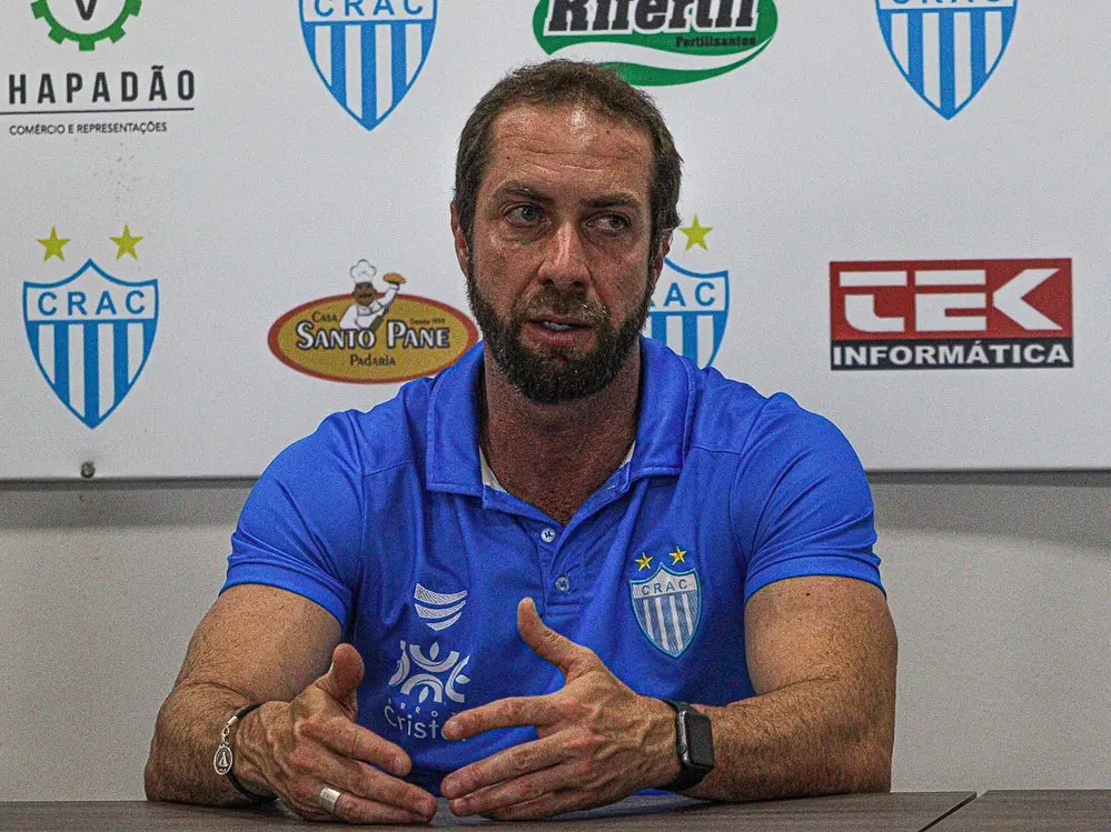 O técnico Paulo Massaro seguirá no comando do Crac | Foto: Arquivo pessoal