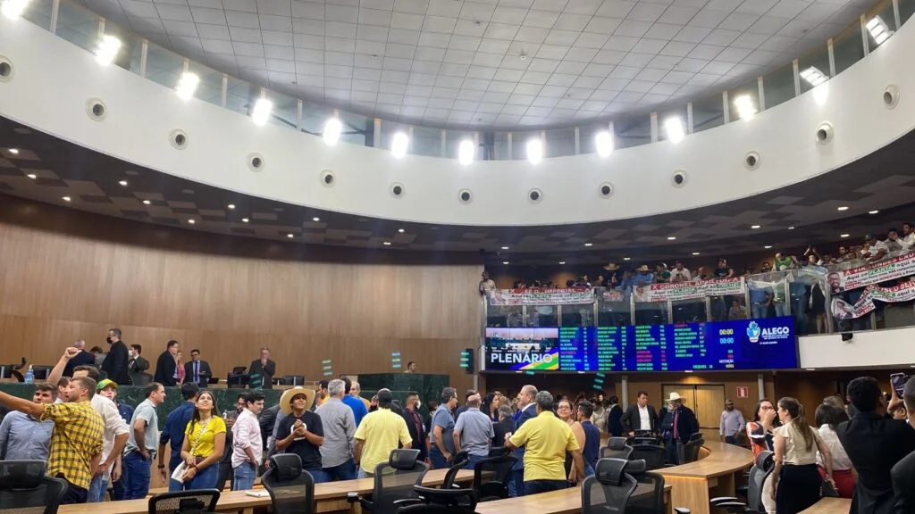 Produtor consegue suspender cobrança da 'taxo do agro' após estado desrespeitar prazo de 90 dias; PGE diz que irá recorrer