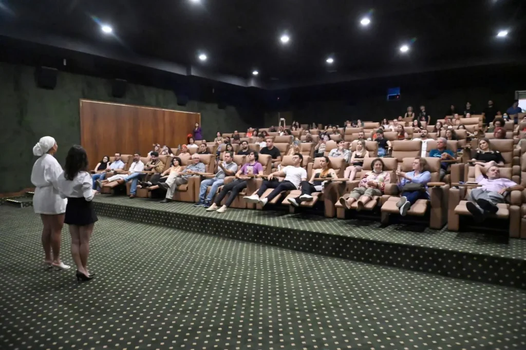 Cinema reuniu cerca de 30 mil pessoas durante 15 dias de evento e pretende promover mais três mostras ainda em 2023. | Foto: Divulgação