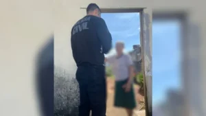 Nove idosos são resgatados após sofrerem maus-tratos em casa de parentes em Anápolis|Nove idosos são resgatados após sofrerem maus-tratos em casa de parentes e nas próprias residências|