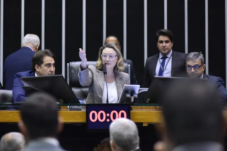 Proposta teve origem no Senado e segue para sanção presidencial. | Foto: Câmara