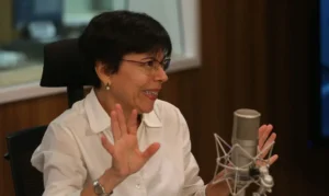 Brasília (DF) - 22/02/2023 – A presidente da CAPES, Mercedes Bustamante, é a entrevistada do programa A Voz do Brasil. Foto: Valter Campanato/Agência Brasil.