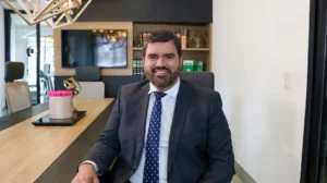 Gustavo Martins é dermatologista e cirurgião dermatológico com titulação pela Sociedade Brasileira de Dermatologia | Foto: Divulgação