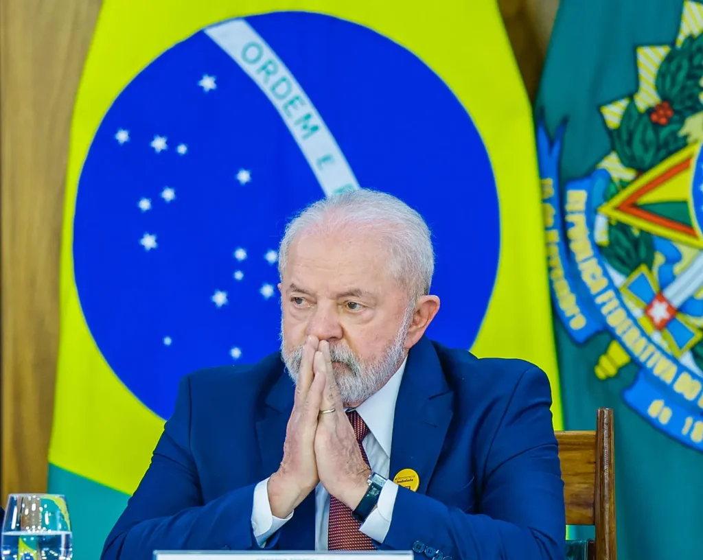 Ao menos três ministros estão se reunindo com o presidente. | Foto: Planalto