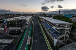 Stock Car vai para Interlagos com disputa acirrada pela liderança do campeonato (Foto: Duda Bairros/Vicar)