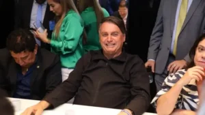 Coaf diz que Bolsonaro recebeu R$ 17,1 milhões por Pix neste ano