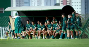 Em desvantagem, o Goiás tenta voltar a ser campeão goiano. O último título do Esmeraldino foi em 2018 | Foto: Rosiron Rodrigues/Goiás EC