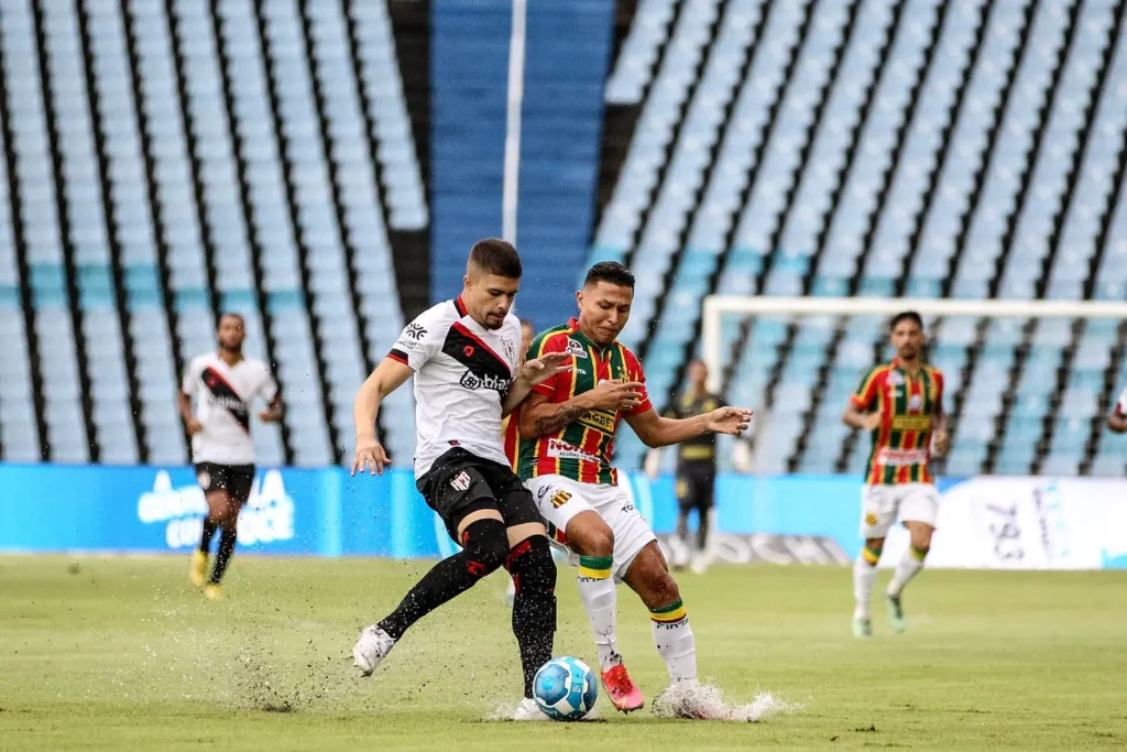 No sábado (15), o Dragão empatou em 3 a 3 com o Sampaio Corrêa depois de ter aberto 3 a 1 | Foto: Ronald Felipe/Sampaio Corrêa FC