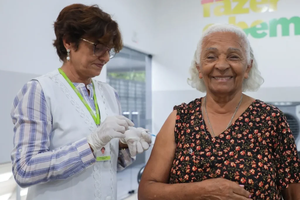 No caso da gripe, o imunizante protege contra três cepas (H1N1, H3N2 e vírus influenza B) | Foto: Thomas Toledo