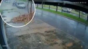 Suspeito foi até ao local do crime de carro e para realizar o crime precisou da ajuda de um comparsa | Foto: Reprodução/ Câmera de Segurança