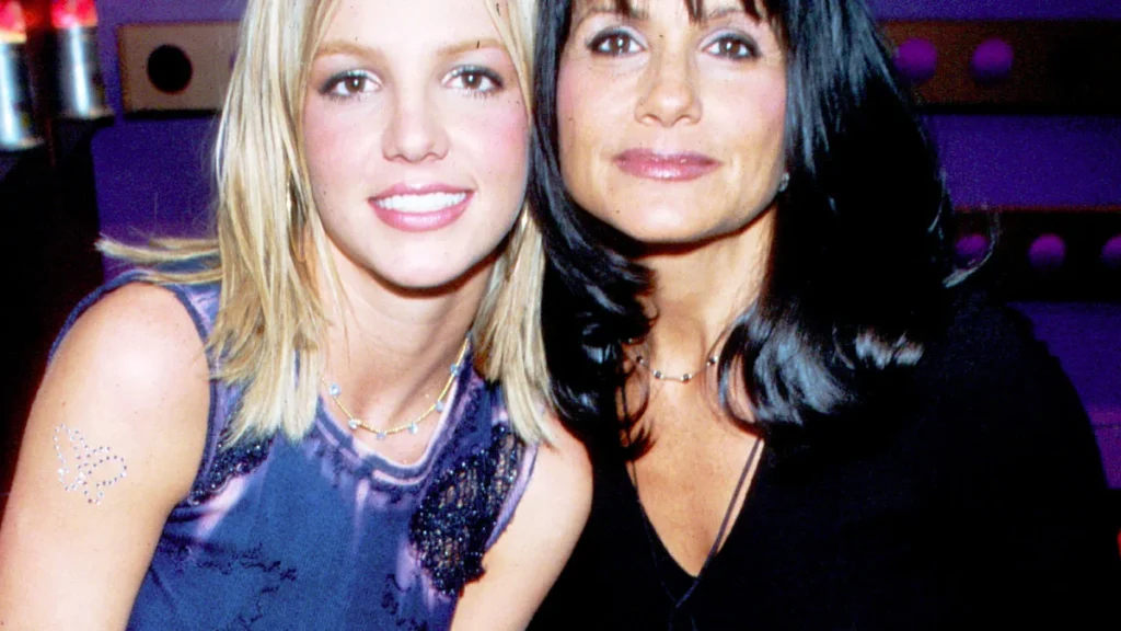 Na última quinta-feira (25/5), a cantora revelou que fez as pazes com a sua mãe, Lynne Spears | Foto: Reprodução