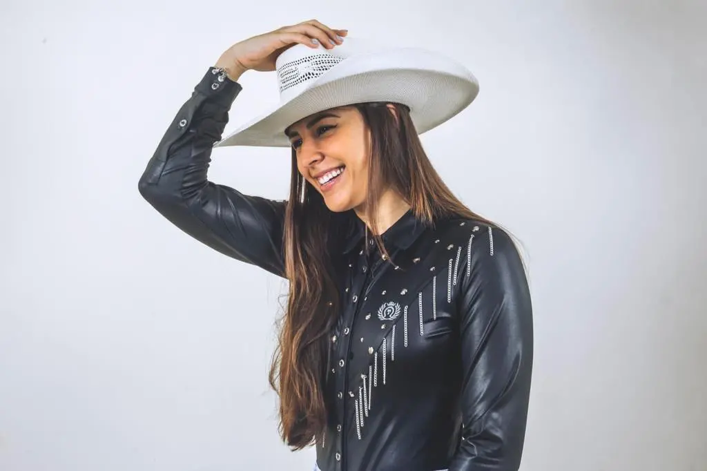Luiza chega à Goiânia em busca do sucesso nacional com um repertório animado e eclético. | Foto: Divulgação