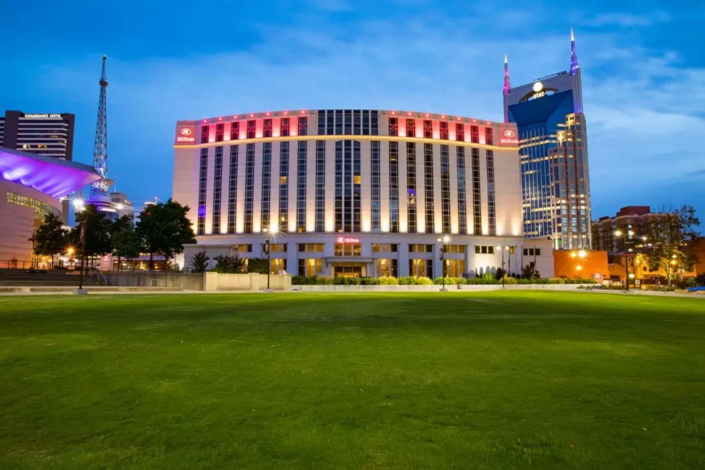 Hotel Hilton Downtown em Nashville imagem: reprodução
