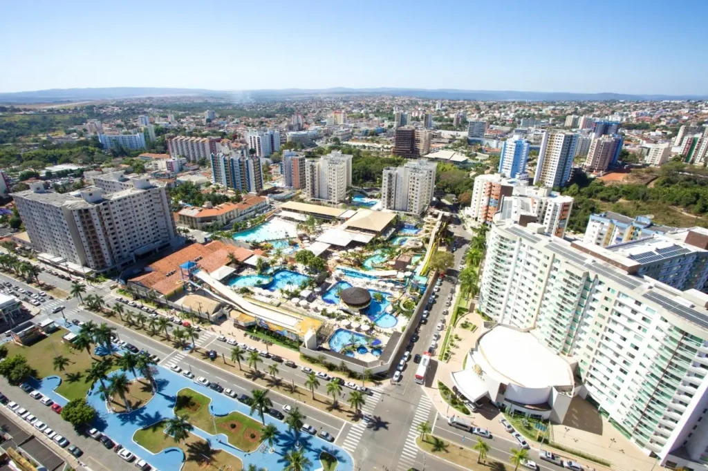 Atual prefeito, Marra pode ter pela frente ex-gestor Evandro Magal, além de outros postulantes ao Paço. | Foto: Reprodução