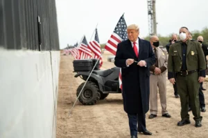 O tribunal estipulou uma multa de, no total, US$ 5 milhões (R$ 25 milhões) a Carroll. | Foto: White House