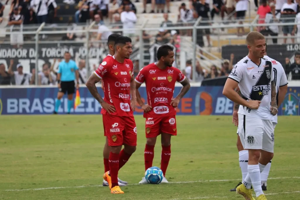 Jogando no Alfredo Jaconi, o Dragão foi atropelado pelo Juve por 3 a 0 (Foto: Gabriel Tadiotto/ECJuventude)