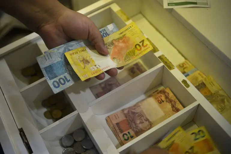 O agronegócio também viveu uma fase muito virtuosa, se beneficiando dos preços internacionais das commodities e do câmbio desvalorizado do Brasil, afirma economista | Foto: Marcello Casal Jr/Agência Brasil