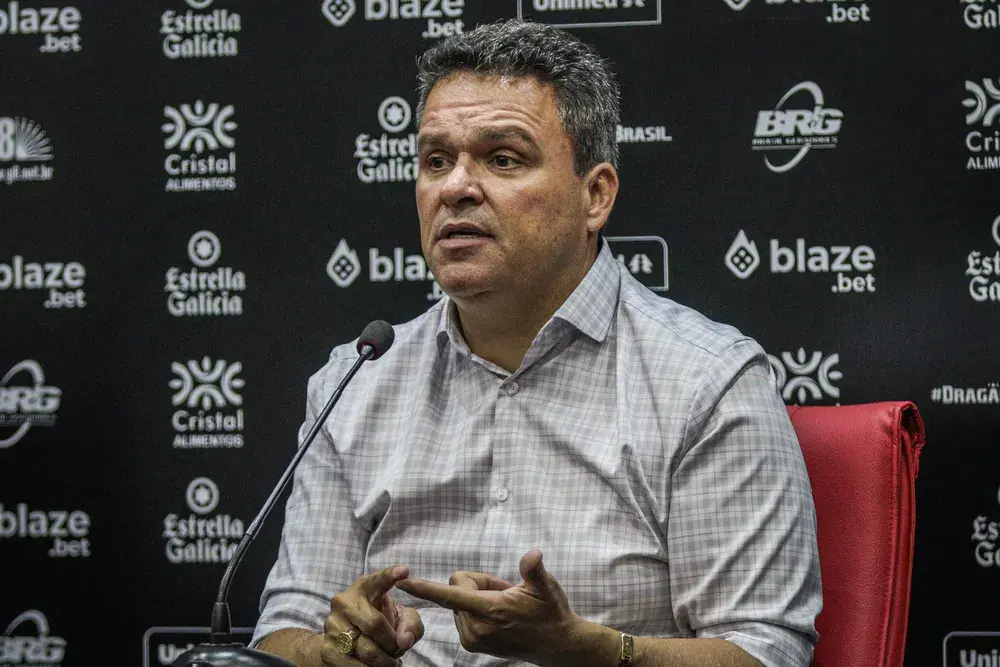 Adson Batista critica atuação do Atlético-GO (Foto: Ingryd Oliveira/ACG)