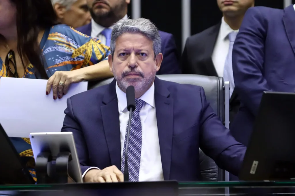 Segundo Lira, a preocupação atual é buscar o apoio de diferentes setores para a proposta. | Foto: Marina Ramos/Câmara dos Deputados