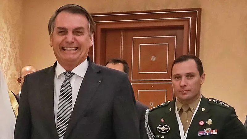 Perícia em celular de Cid mostra envio de dinheiro para fora do País