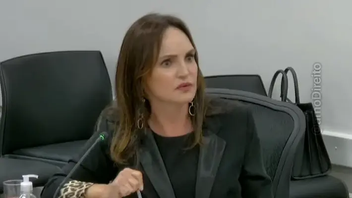 A procuradora também agradeceu por seu marido ser "independente" e ela não ter necessidades de manter sua casa. | Foto: Reprodução