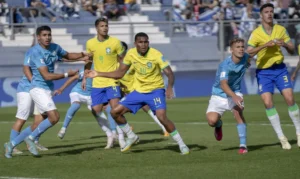 o técnico Ramon Menezes teve dificuldades para armar sua equipe, em razão dos desfalques de Mycael, Arthur, Robert e Kaiki Bruno. | Foto: Divulgação / Agência Brasil