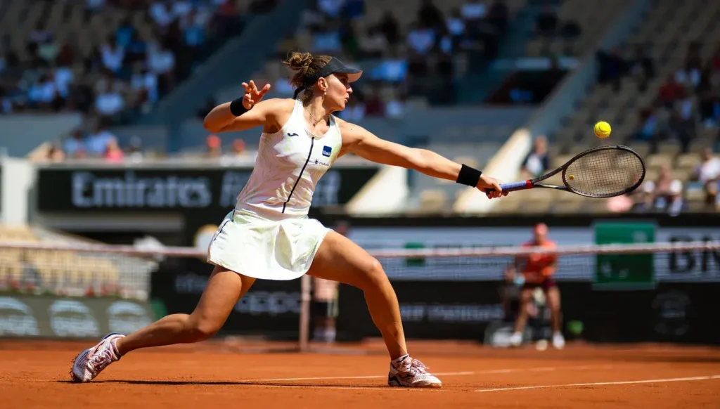 Oficialmente no top 10, Bia estreia na temporada de grama (Foto: Jimmie48/WTA)
