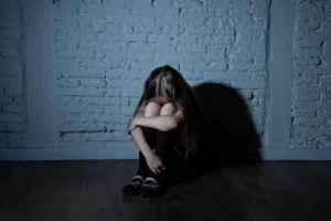 Suspeito foi preso em flagrante delito após denúncia feita pela mãe de uma das vítimas | Foto: Reprodução/iStock