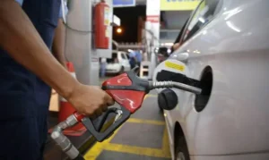 Procon Goiás notifica 63 postos após alta no preço do diesel em Goiânia e interior