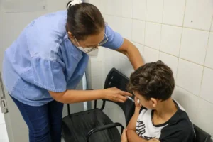 A vacina contra a meningite C volta a ser aplicada apenas em crianças de três meses, cinco meses e ao completar um ano. | Foto: Divulgação / Prefeitura de Anápolis