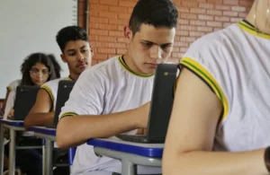 Prepara Goiás vai atender alunos matriculados na 3ª série do Ensino Médio e na 3ª etapa da Educação de Jovens e Adultos. | Foto: Divulgação