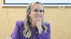 O União Brasil, antigo partido da ministra, deseja que ela seja substituída pelo deputado Celso Sabino (UB-PA). | Foto: Divulgação/ MIinistério de Turismo
