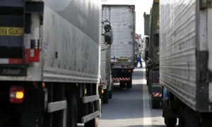 Segundo a CGU, falhas operacionais fizeram com que 356.773 pessoas recebessem as parcelas sem ter direito legal aos recursos. | Foto: Tânia Rego