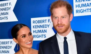 O executivo ainda revelou que tem um grande história de como ajudou Harry a produzir um episódio do podcast Archewell | Foto: Reprodução/The Grosby Group