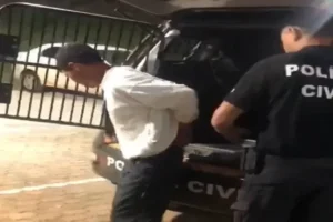 A Polícia Civil localizou o suspeito e o prendeu | Foto: Reprodução/Polícia Civil