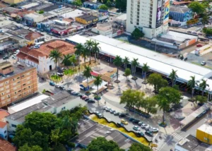 Há uma estimativa de que 50 mil turistas passem pela rodoviária de Caldas Novas em todo o período | Foto: Dronex