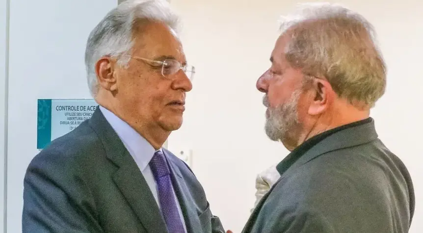 Percalços enfrentados na atual tramitação não difere muito às enfrentadas pelo ex-presidente Fernando Henrique Cardoso | Foto: Ricardo Stuckert/PR
