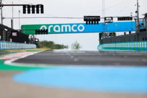 BUDAPEST, HUNGARY - JULY 31: A general view of the circuit during the F1 Grand Prix of Hungary at Hungaroring on July 31, 2022 in Budapest, Hungary. Scuderia AlphaTauri (Photo by Peter Fox/Getty Images) // Getty Images / Red Bull Content Pool // SI202207310709 // Usage for editorial use only //