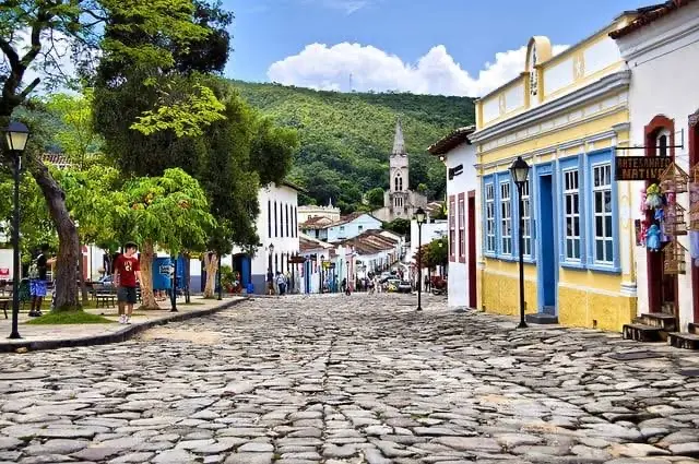 Governador Ronaldo Caiado transfere de forma simbólica capital do estado para cidade de Goiás nesta segunda-feira | Foto: Governo de Goiás