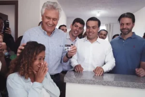 Residências são entregues com infraestrutura de água, esgoto e ruas asfaltadas, além de isenção impostos para documentação. | Foto: Divulgação