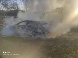 Mulher morre e quatro pessoas ficam feridas em acidente, em Morrinhos