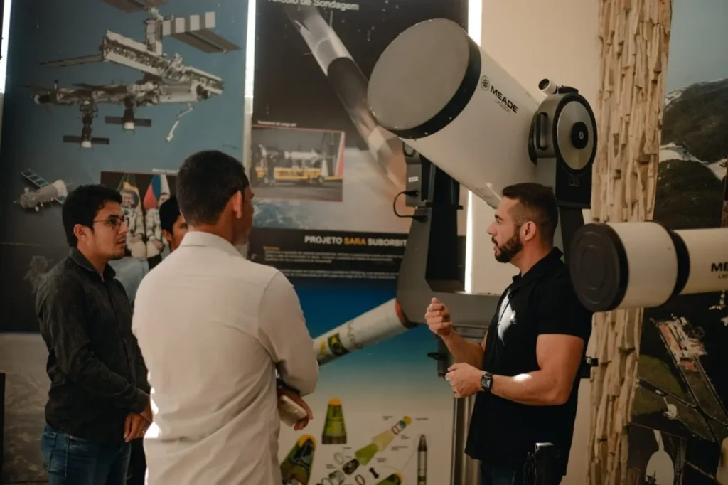 O local também conta com um espaço de exposições e uma cúpula hemisférica com projeção em 360° e cerca de 20 filmes interativos. | Foto: Divulgação Prefeitura de Anápolis