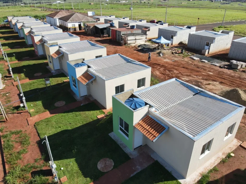 Famílias de Mairipotaba, Campestre, Cristianópolis, Rio Verde e Santo Antônio do Descoberto conhecem nesta sexta-feira (21/07) localização de suas moradias. Sorteio precede entrega das chaves. | Foto: Secom