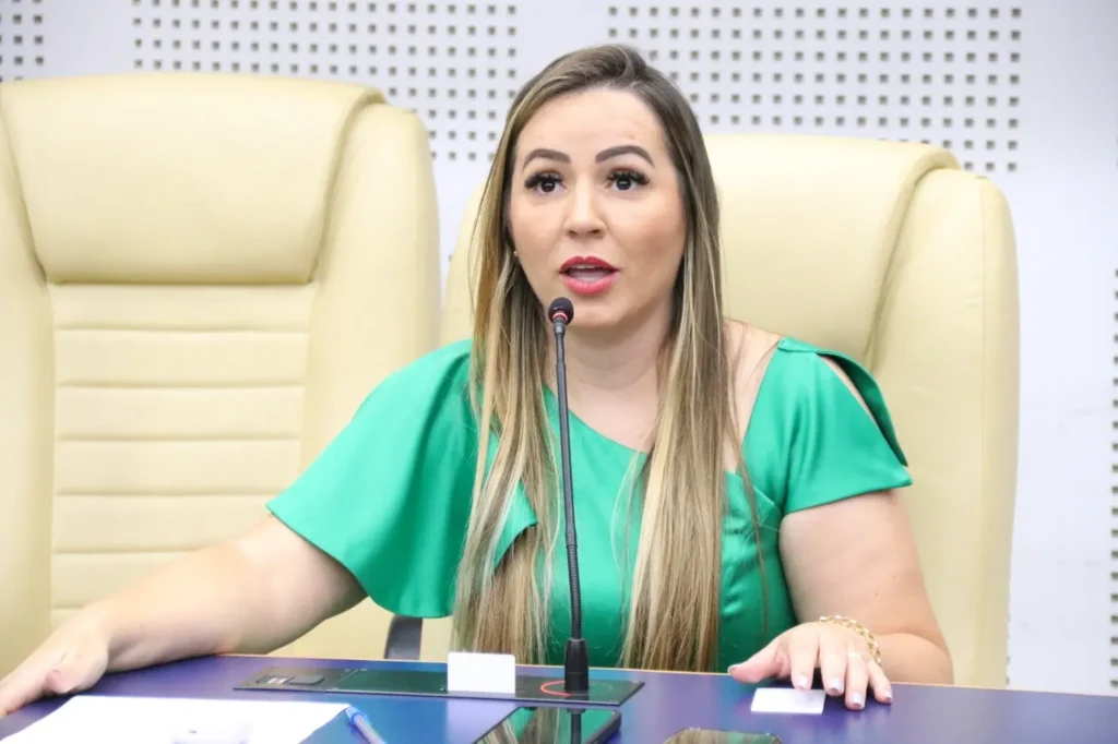 Vereadora afirma que proposta pode reduzir o número de pessoas usuárias do SUS, beneficiando também o município | Foto: Divulgação/ Câmara Municipal
