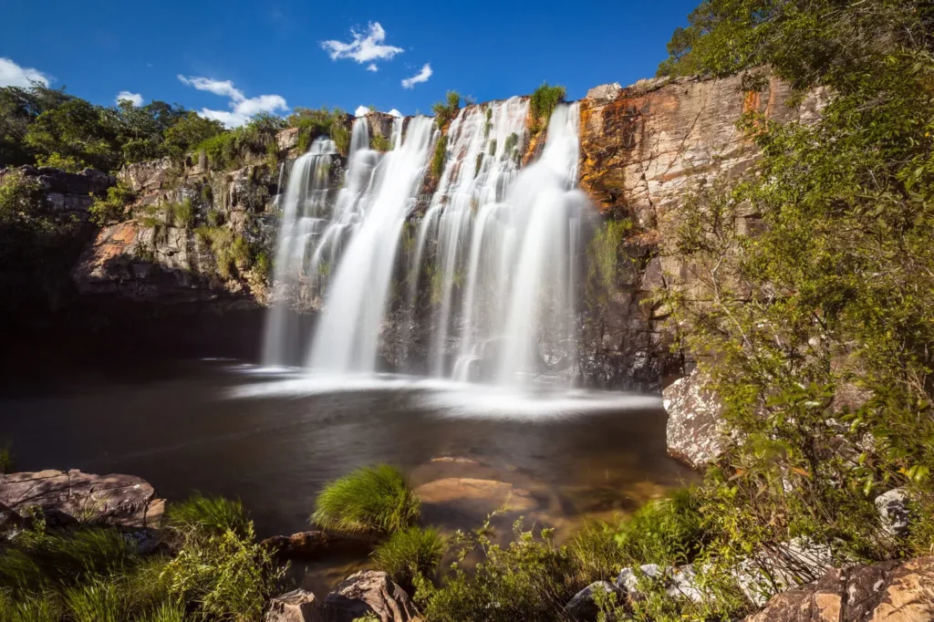 Gruta Waterfall - Serra da Canastra National Park - Delfinopolis - MG - Brazil