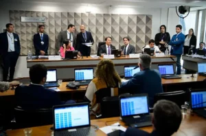 Instalada no dia 25 de maio, a CPMI ouviu oito depoimentos e aprovou mais de 300 requerimentos. | Foto: Senado
